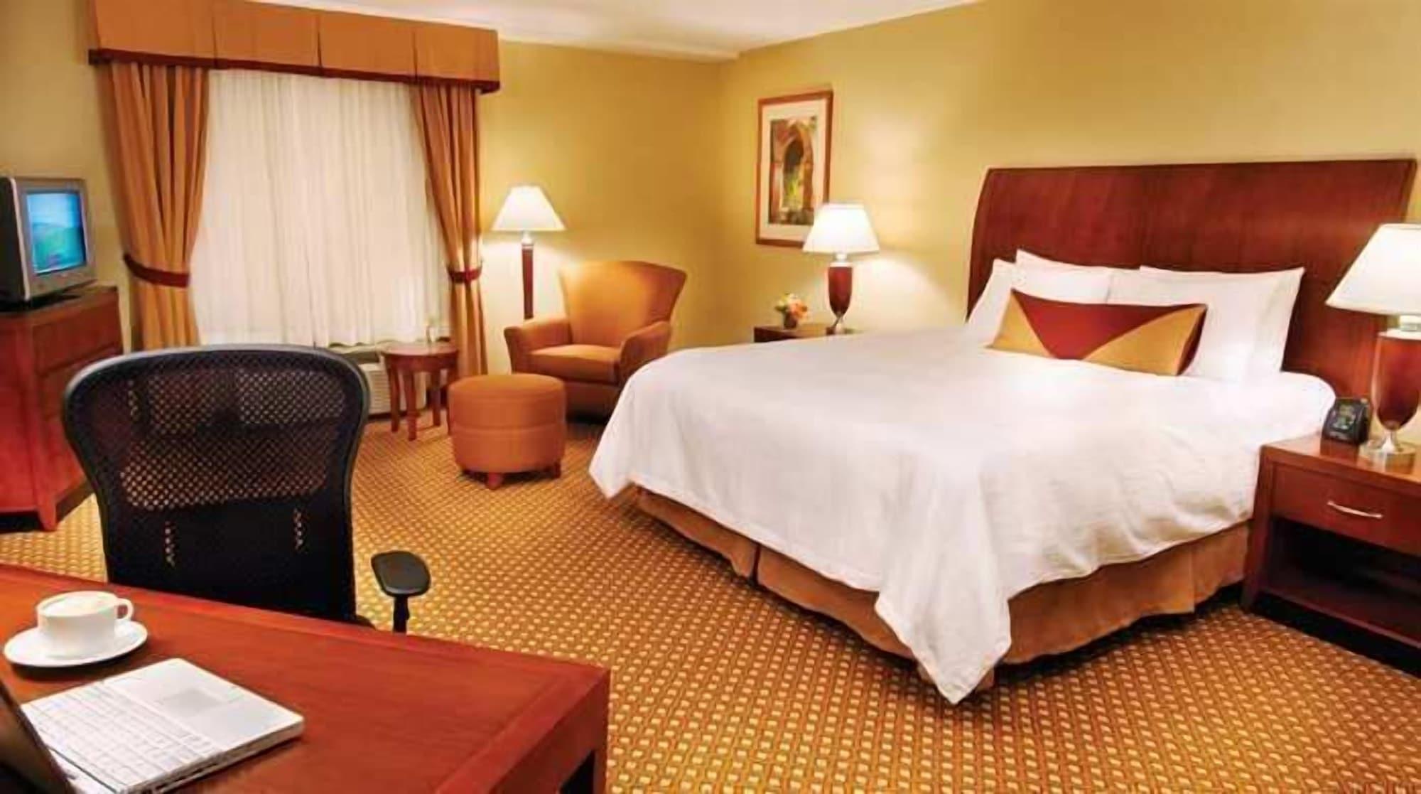 Hilton Garden Inn Gilroy Buitenkant foto