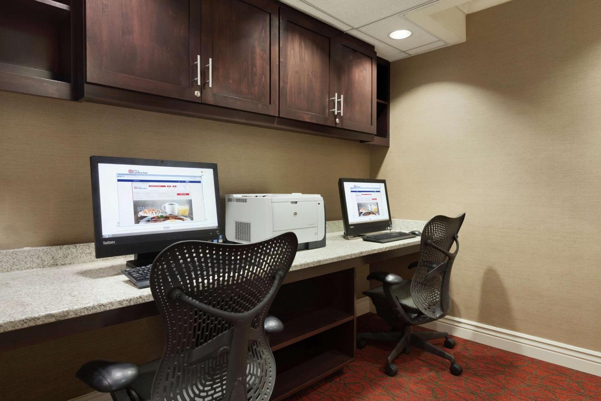 Hilton Garden Inn Gilroy Buitenkant foto