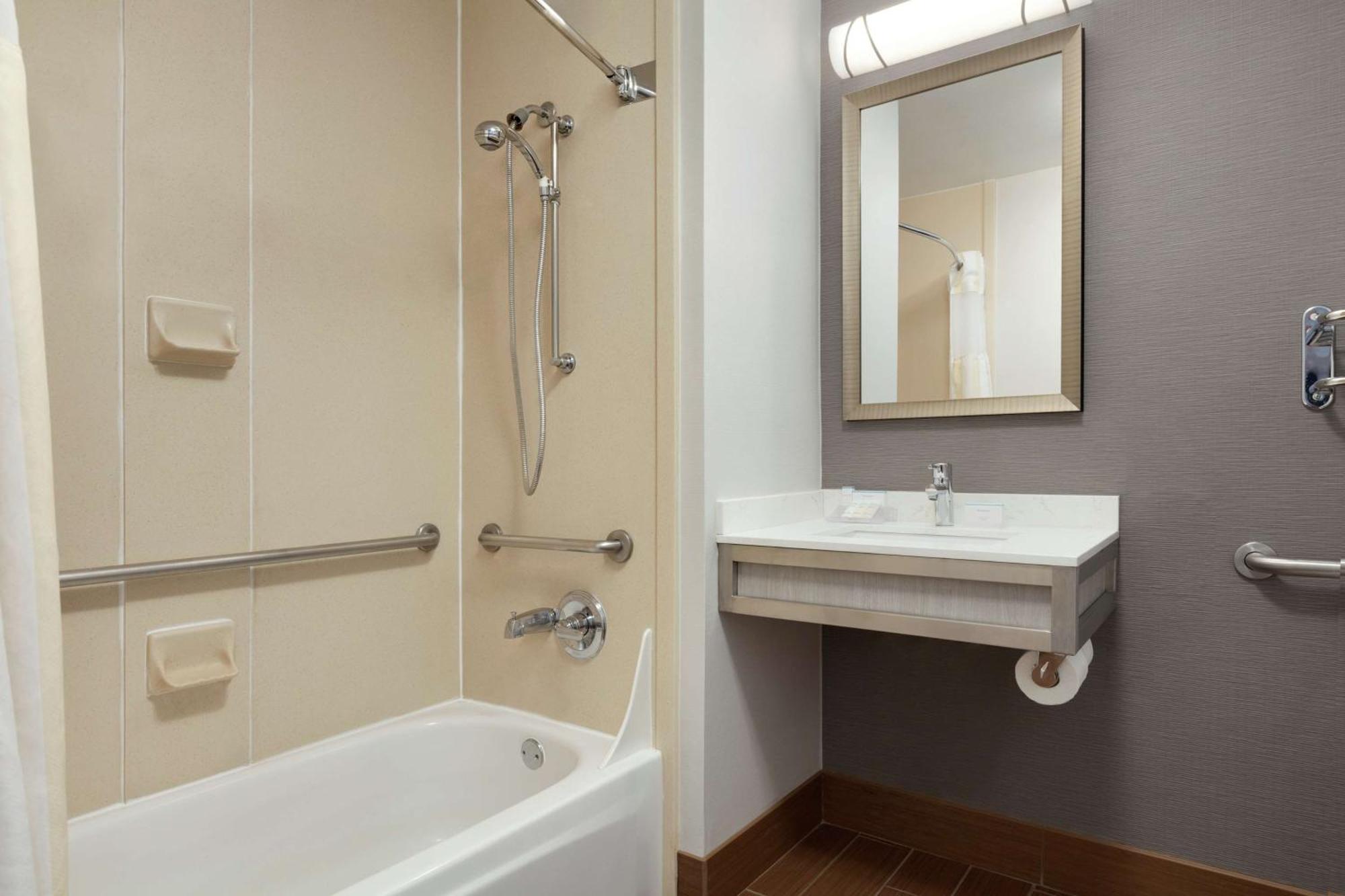 Hilton Garden Inn Gilroy Buitenkant foto