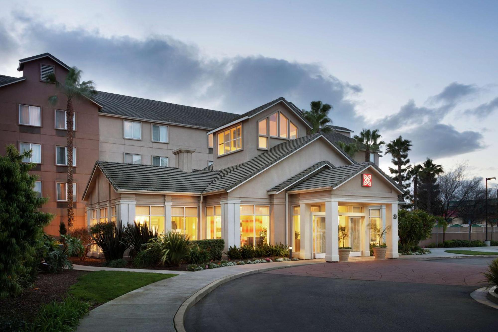 Hilton Garden Inn Gilroy Buitenkant foto